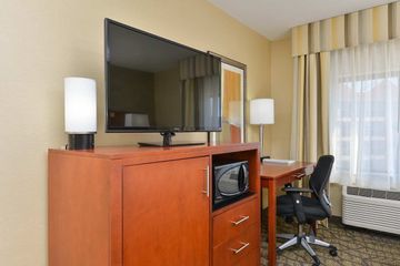 Hotel Wingate By Wyndham Auburn Hills Extérieur photo